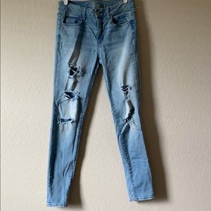 American eagle distressed jeans